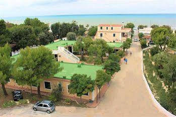 Hotel Residence Adria Rodi Garganico Exterior foto